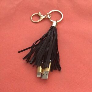 🛍️iPhone Tassel Keychain with USB Chargers